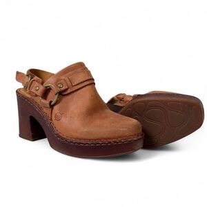 Born Handcrafted Footwear Tan Leather Clog Y2K Heels size 7M